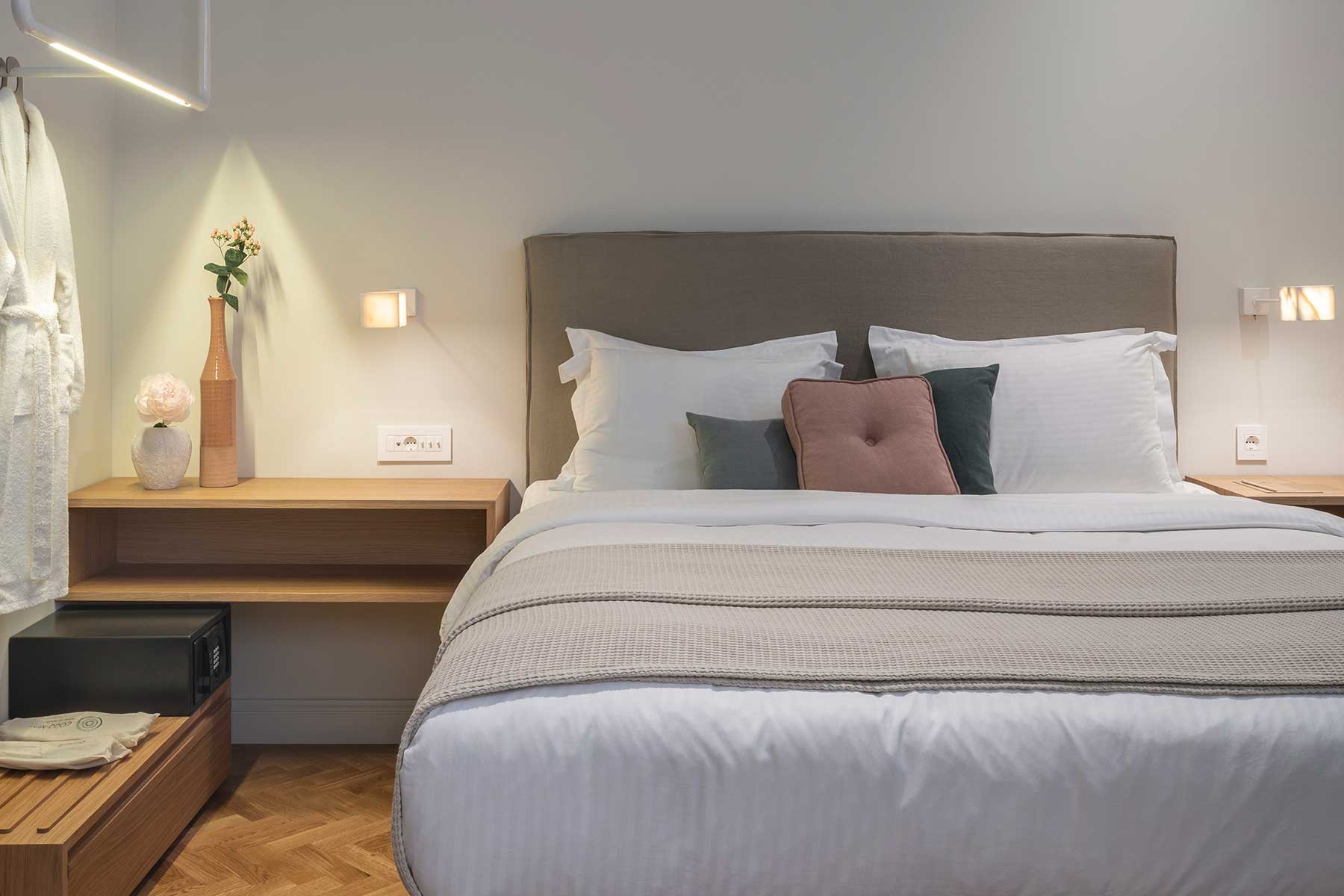 neoclassical room coco mat hotels athens jumelle 3