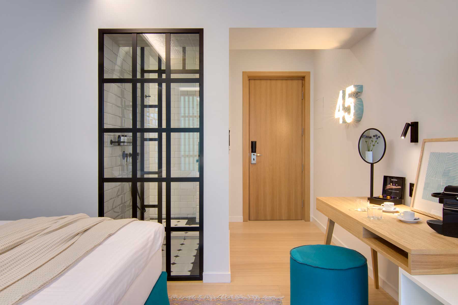 peer room jemelle athens coco mat 2